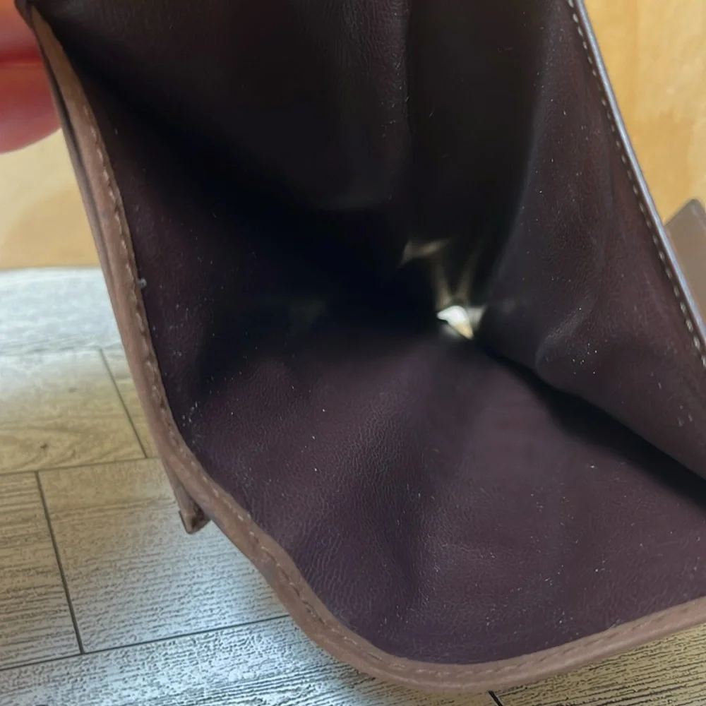 EUC Brown Calf Leather Unisex Bifold Wallet